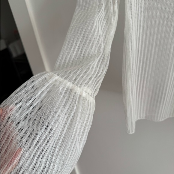 Babaton Humbert Blouse - Picture 7 of 7